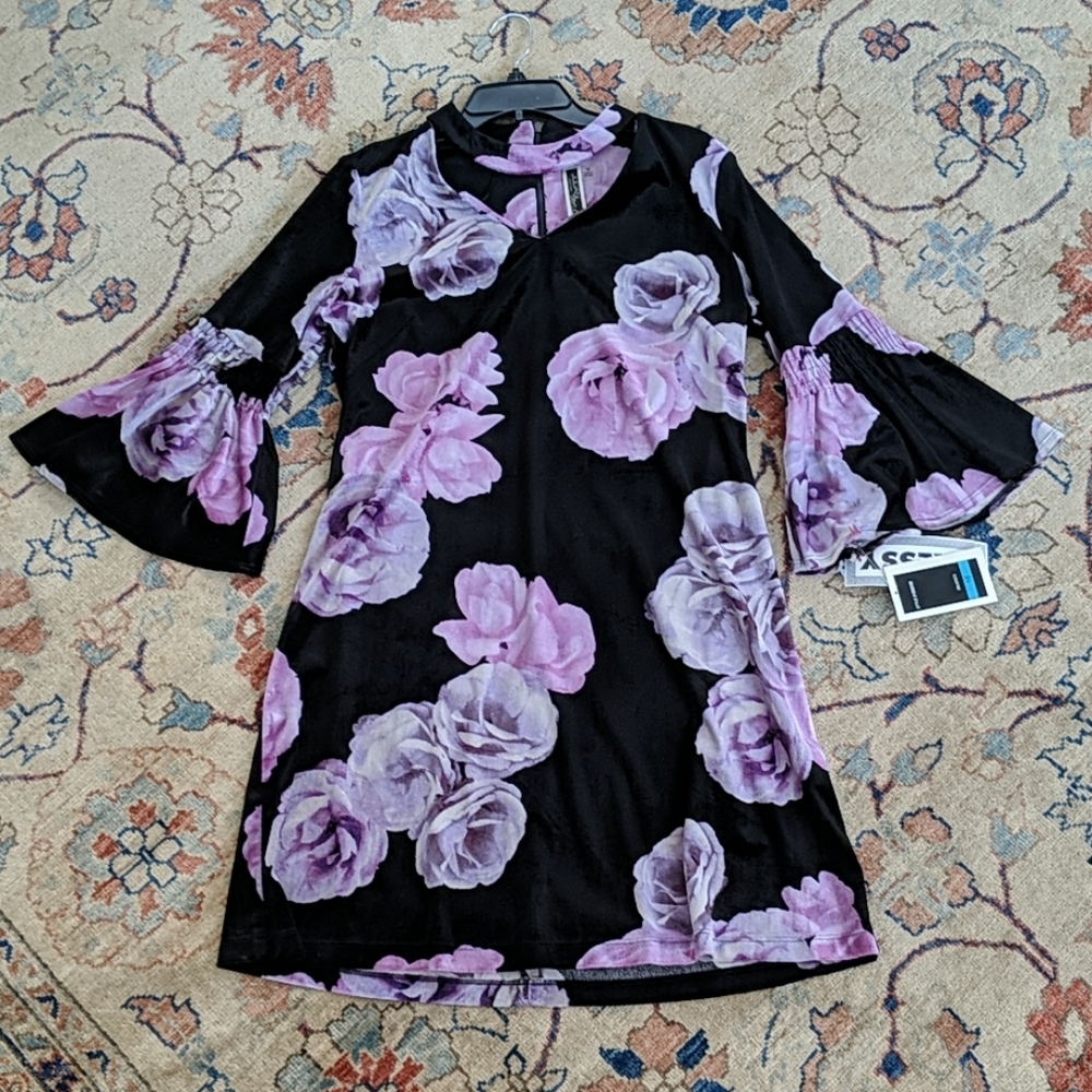 Velvet Dress with Personality